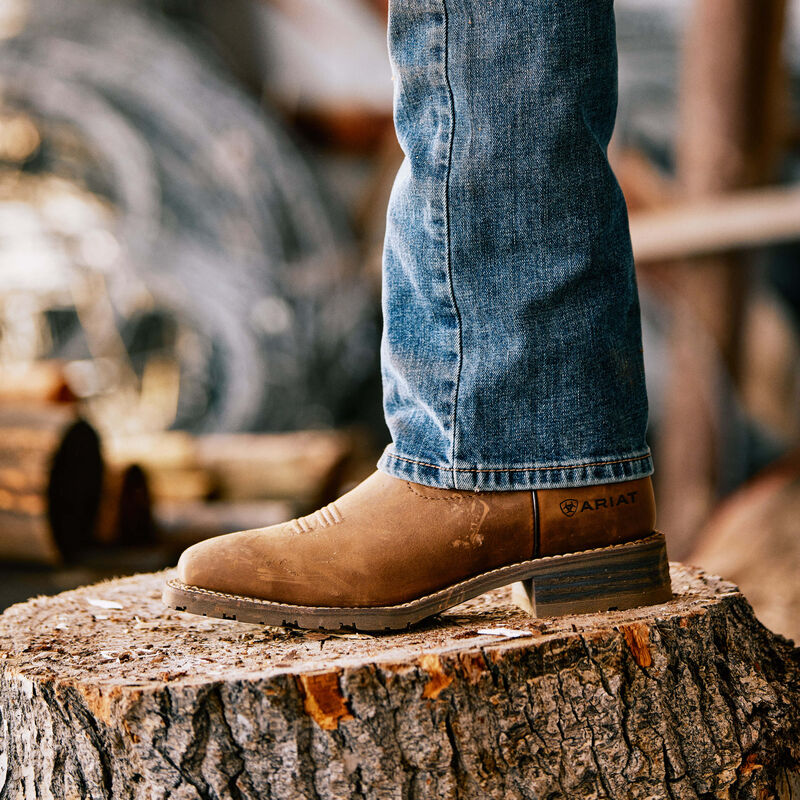 Cómo elegir botas vaqueras: talla, horma y cómo combinarlas con jeans